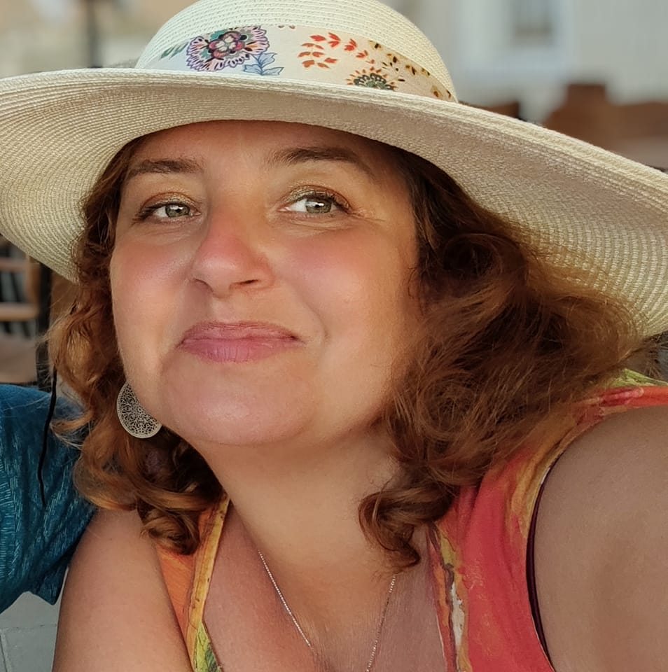 Dr. Suhajda Éva Virág - nemzetközi kapcsolatok, nemzetközi mesetréningek